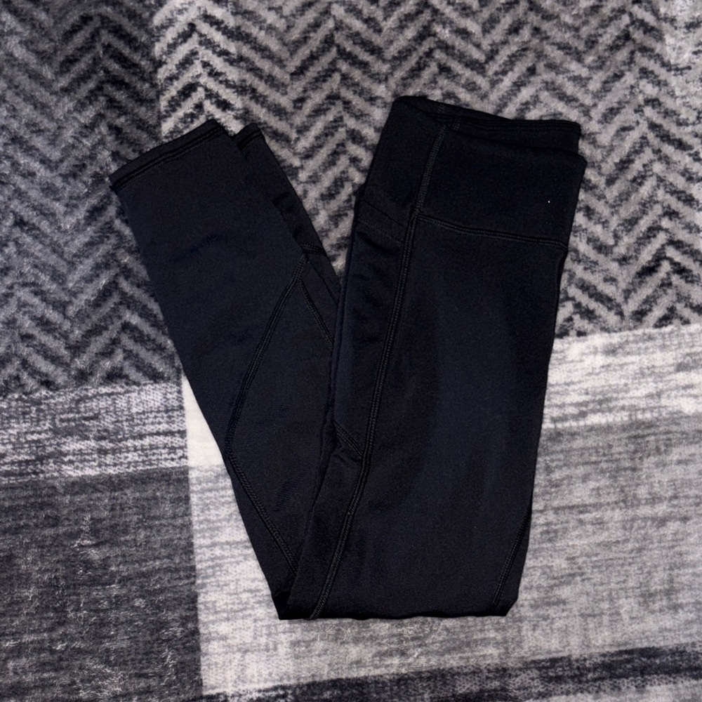 🐢All in Motion Kids Charcoal Leggings